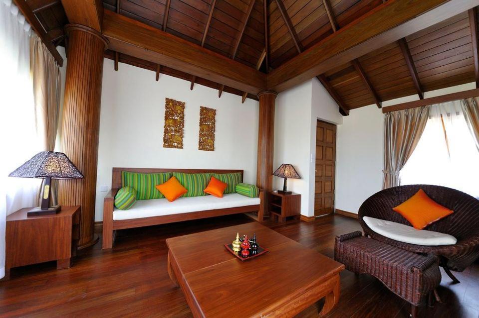 Jade Marina Resort And Spa Ngapali Exteriér fotografie