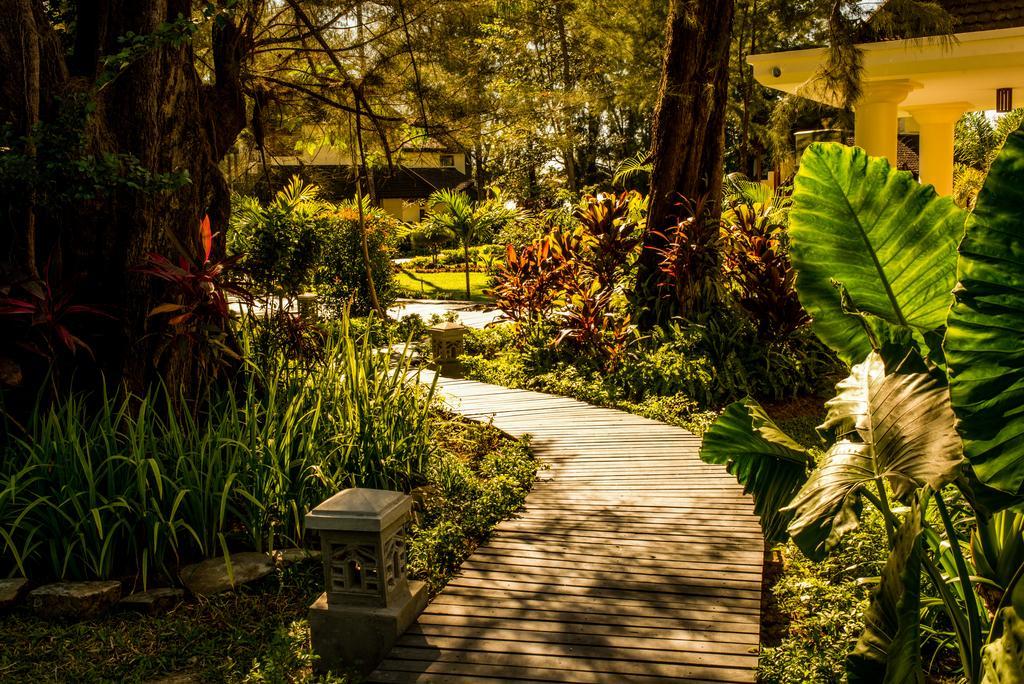 Jade Marina Resort And Spa Ngapali Exteriér fotografie